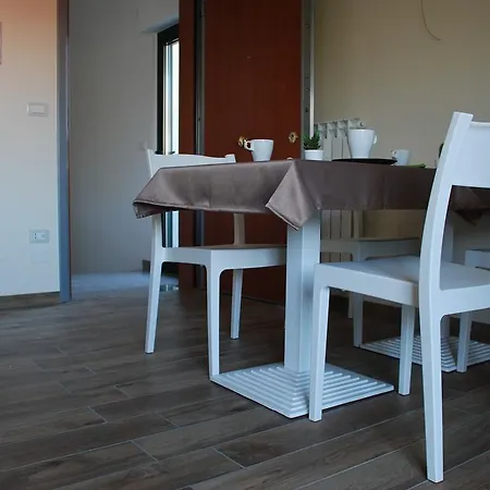 拉斐尔滨海住宿加早餐旅馆 Montesilvano Marina