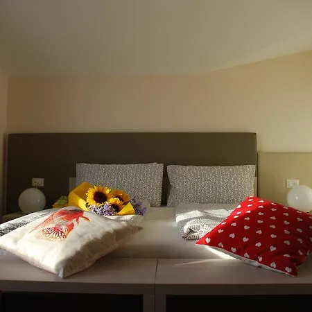 拉斐尔滨海住宿加早餐旅馆 4* Montesilvano Marina