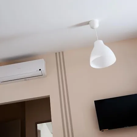 住宿加早餐酒店 拉斐尔滨海住宿加早餐旅馆 Montesilvano Marina