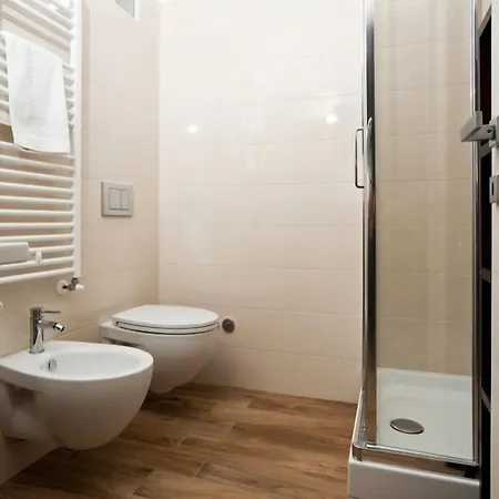 拉斐尔滨海住宿加早餐旅馆 Montesilvano Marina