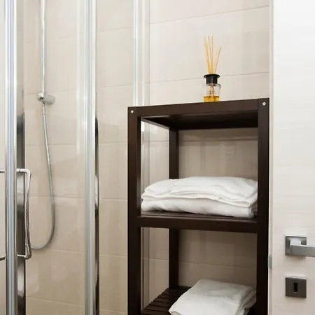 Raffaello A Mare 4*